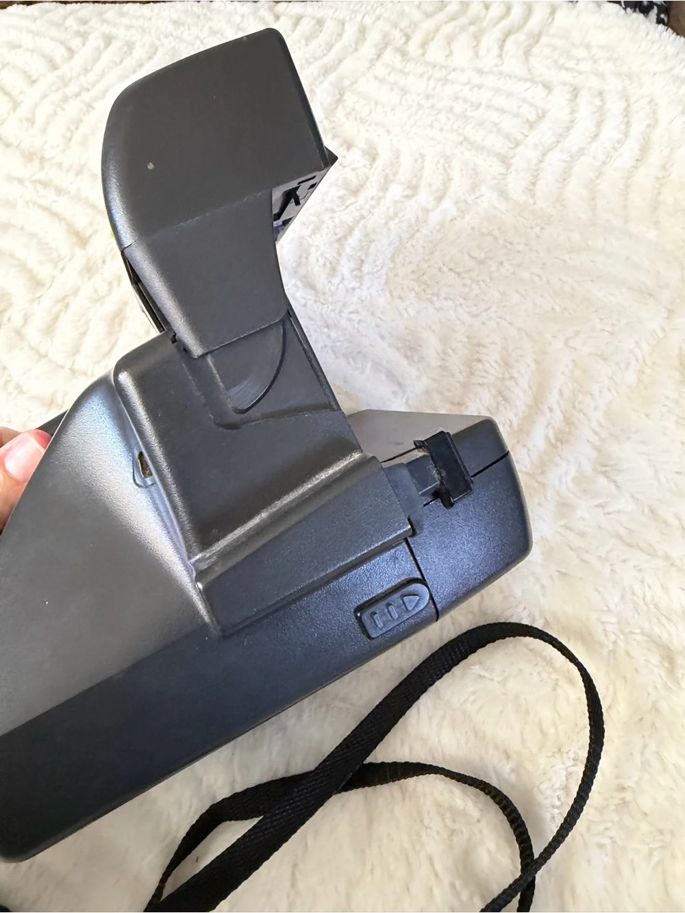 VTG Polaroid OneStep Auto Focus 600 Instant Camara w Flash. WORKS! Film Included